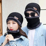 Warm whool beanie and neck warmer set - 2 pcs for cold weather comfort